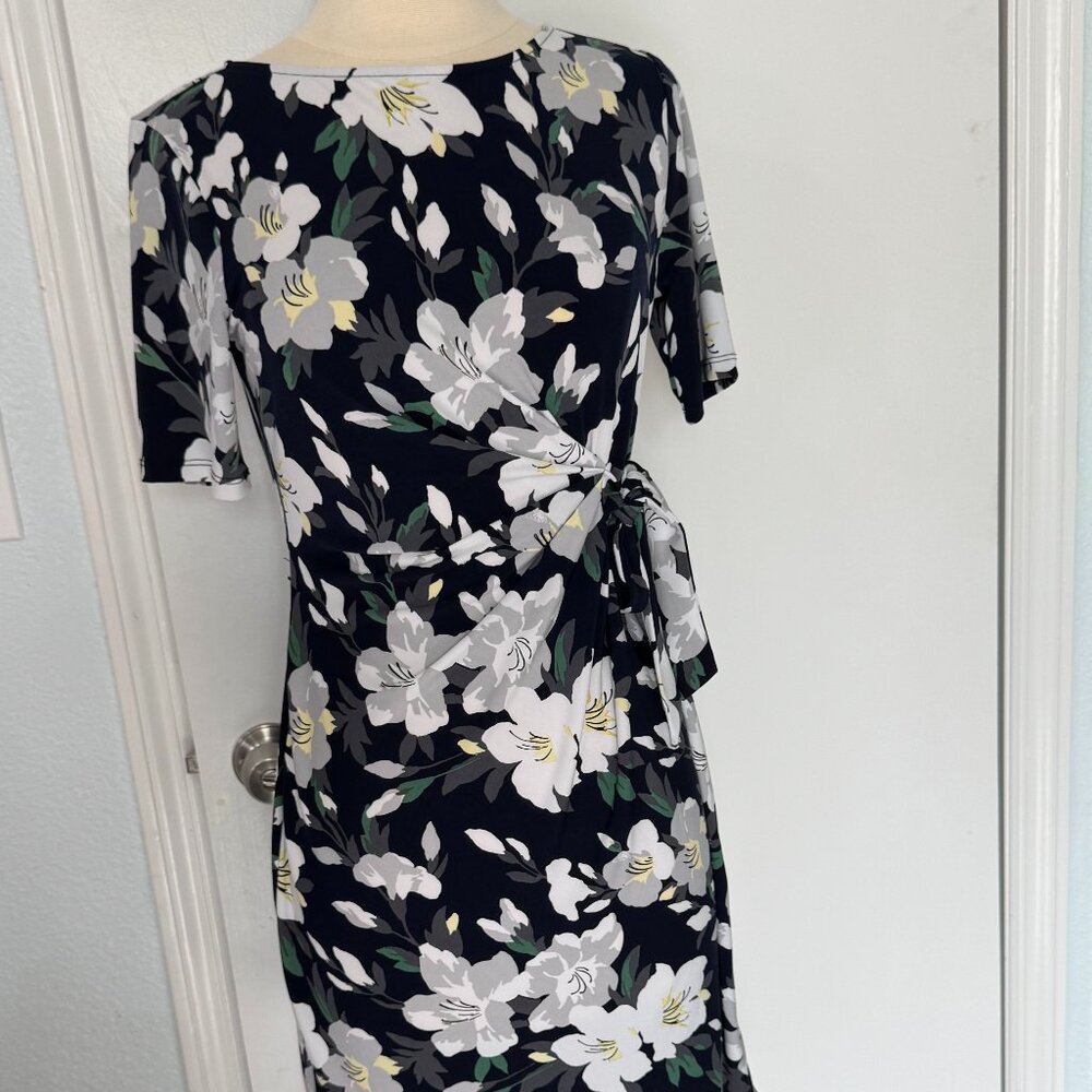 Ann Taylor Factory Petite Floral Wrap Dress XSP Black White